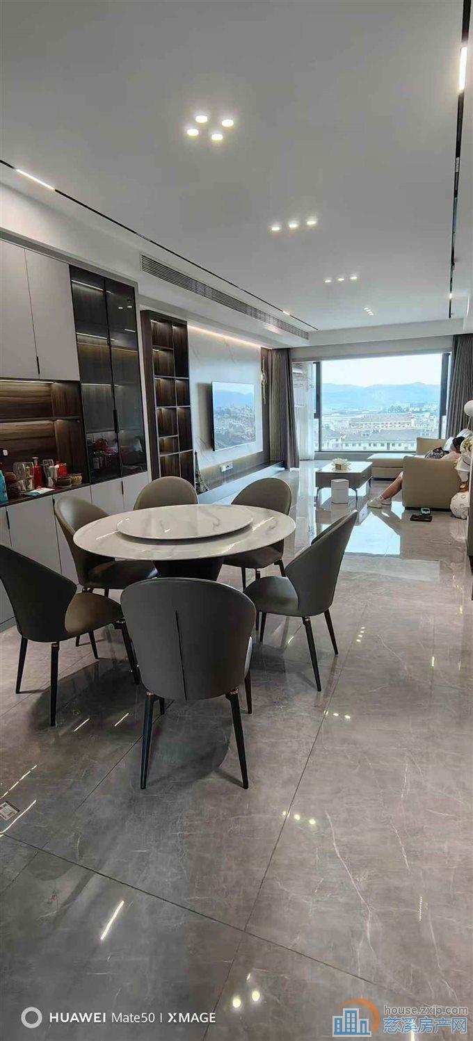 特价出售阳光城164平328万送两车位