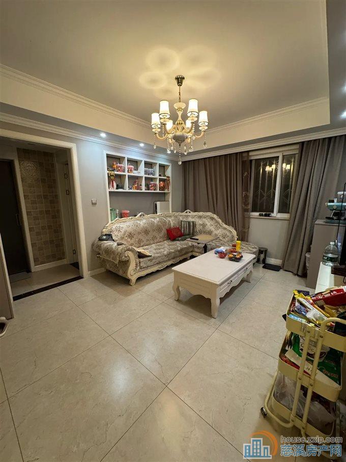 玲珑小区 低楼层 东边套 豪装自住