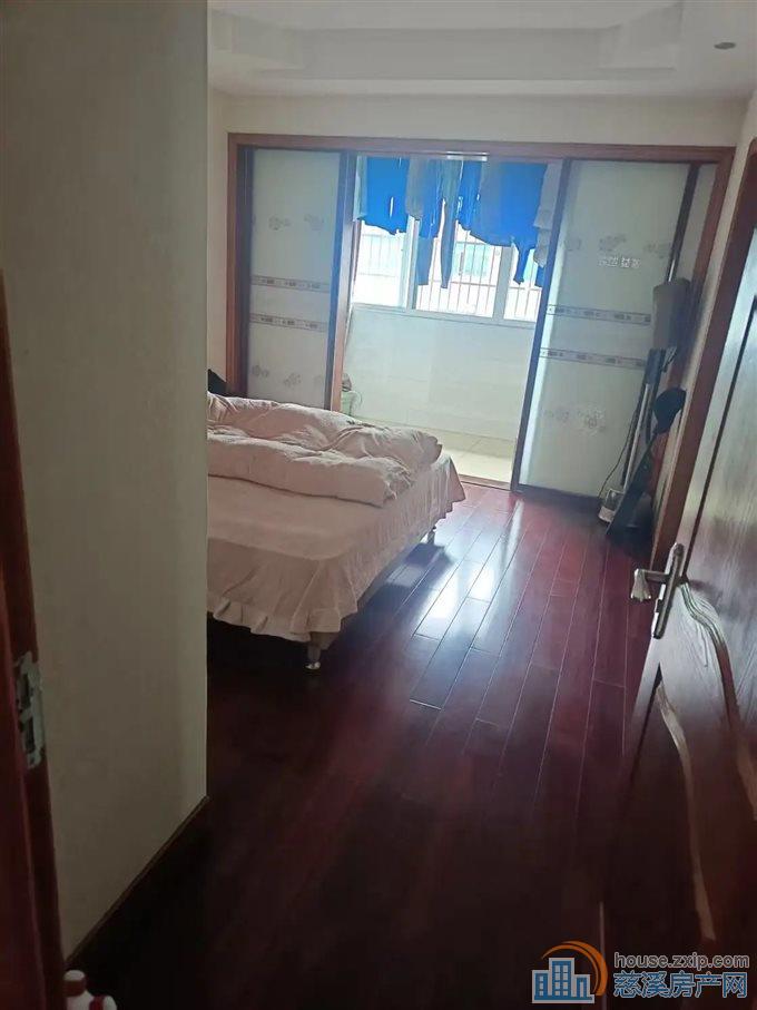 舜韵华庭 精装修 带车库 满五唯一