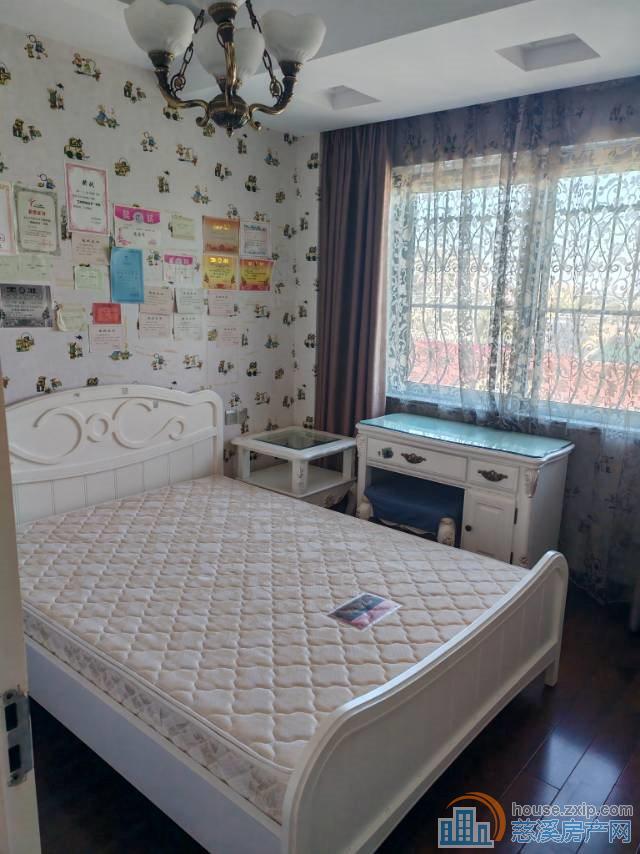华胜公寓，独家
