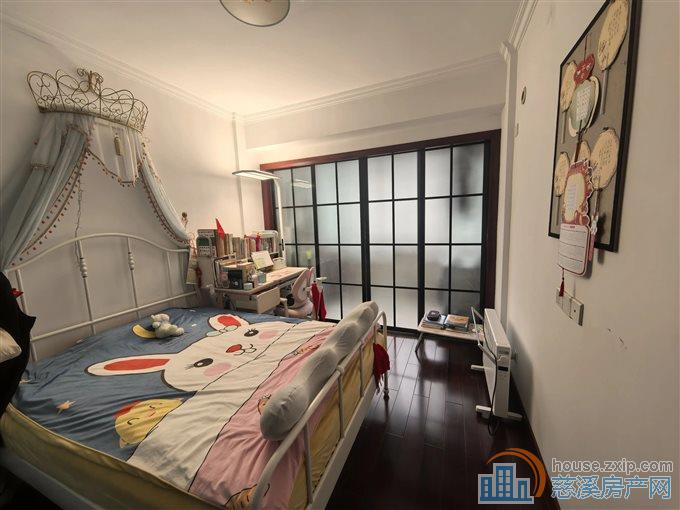 玲珑小区90平精装修满五唯一111.8万