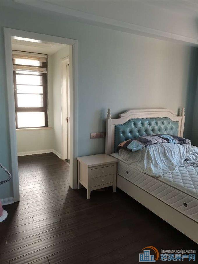 华润凯旋门221平精装满五唯一412万