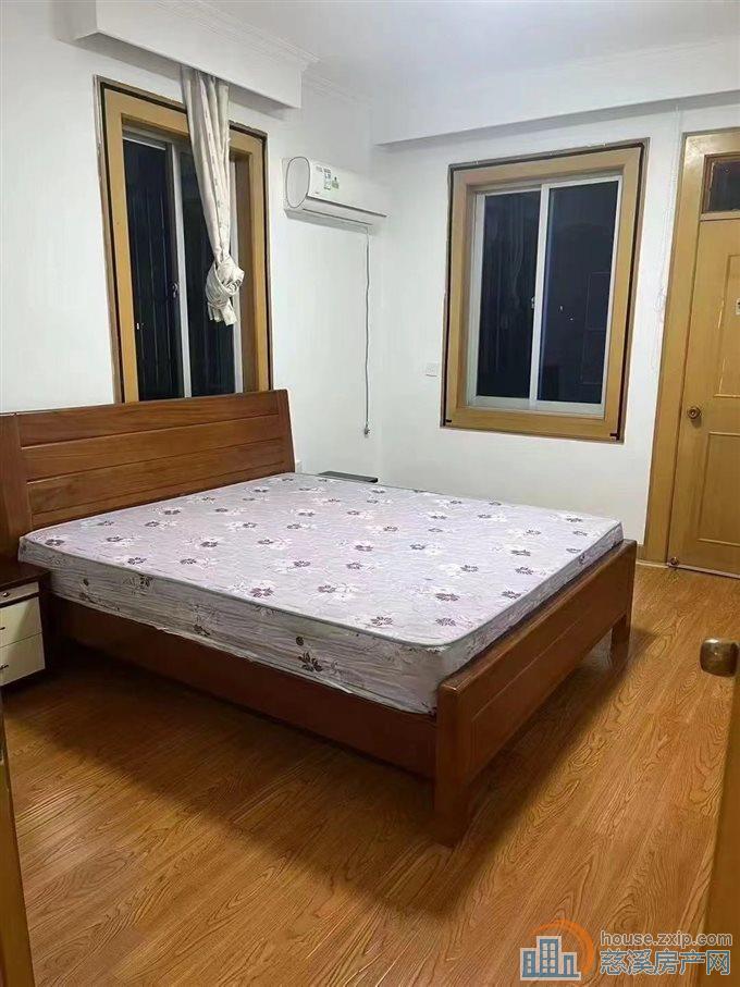 城东新村65平新装铝合金窗可读书4楼