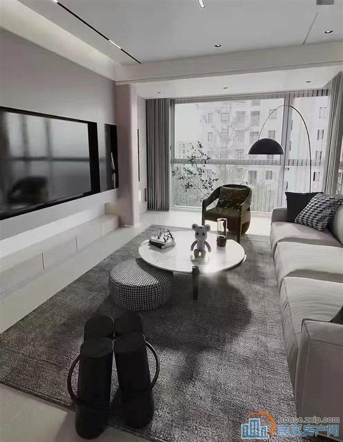 江岸臻园143平送车位3室2厅2卫精装