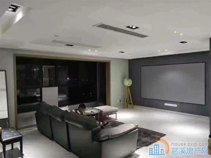 伊顿花苑207平精装228万毛坯你