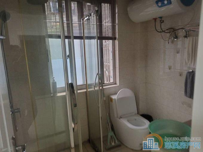 出租园丁新村2楼2室拎包入住2300元