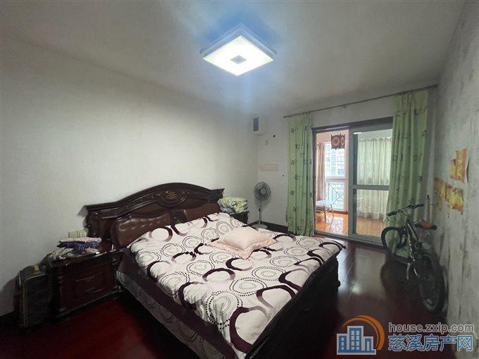 东方明珠 城南精装小区 满五唯一