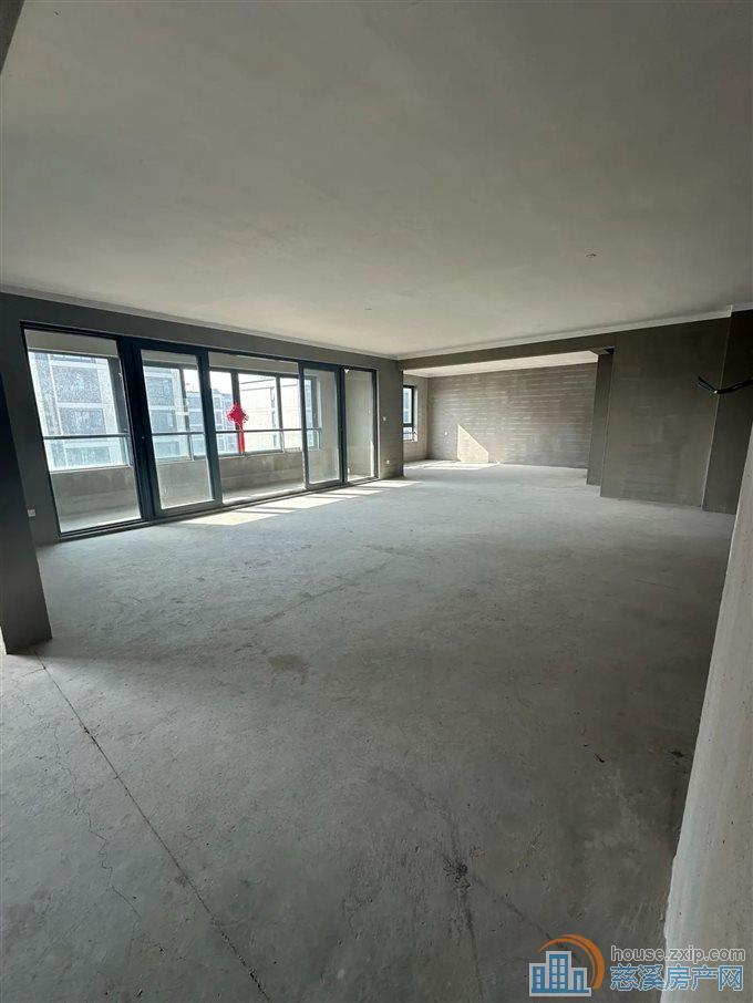 急售红星檀府188.65平518万送车位