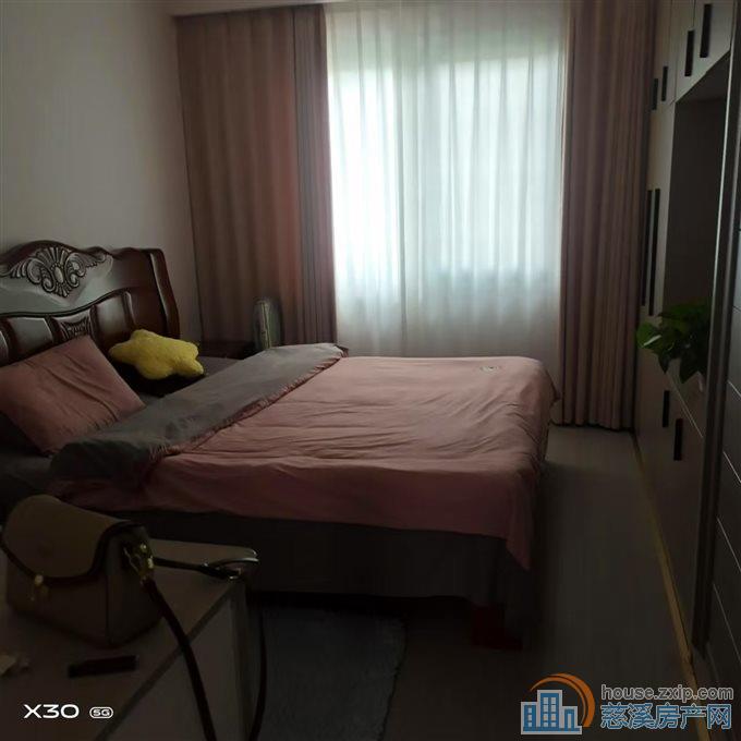 金山南区5楼76平方米76.8万