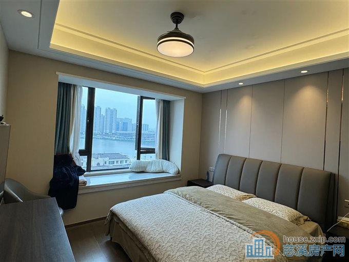 中海湖心半岛 精装修 可看到明月湖