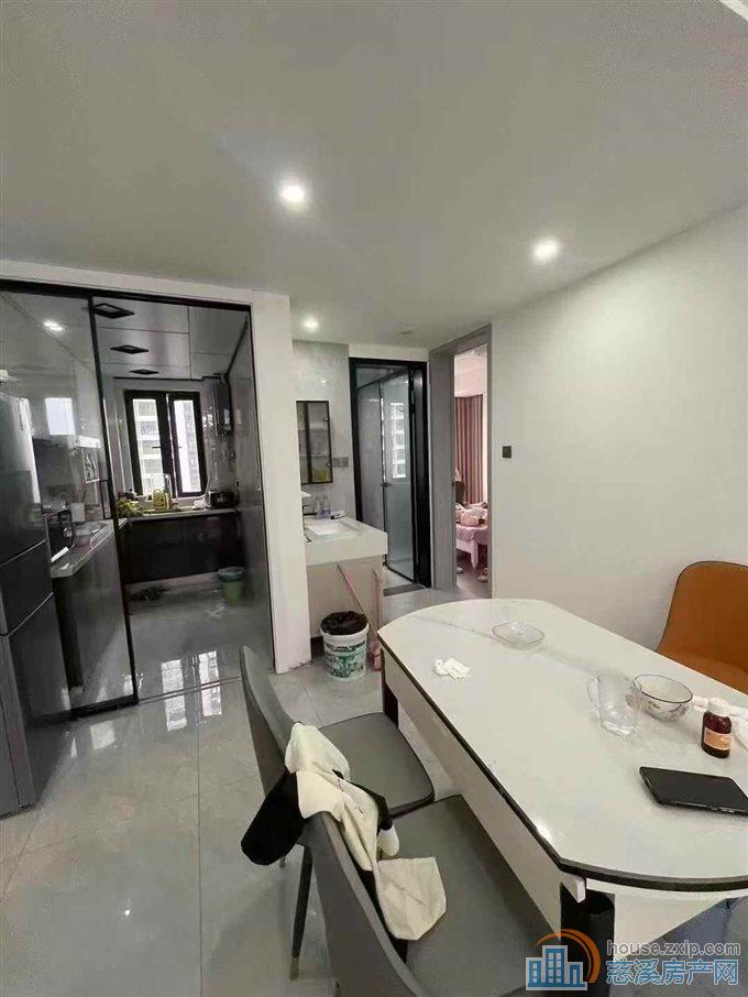 天铂佳苑110平特价108万