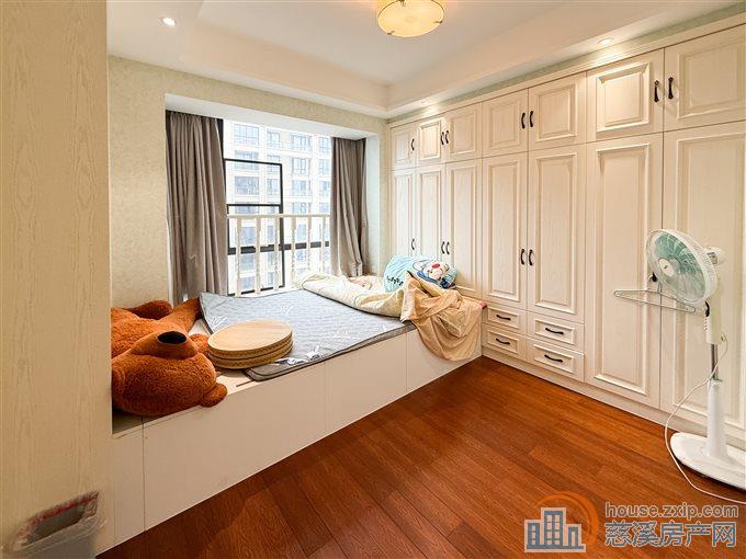 祥生祥园172平288万带子母车位拎包