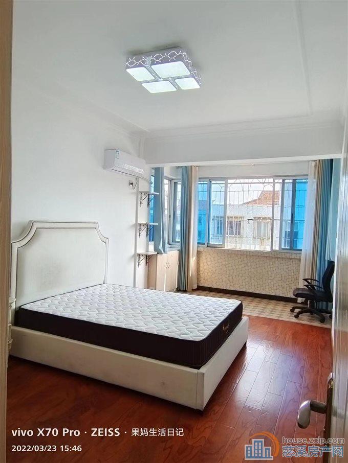 园丁新村  精装修 带杂物间 四小无在读