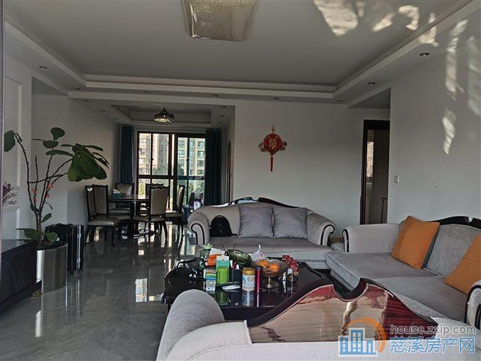 天誉华府143平多套精装238万265万