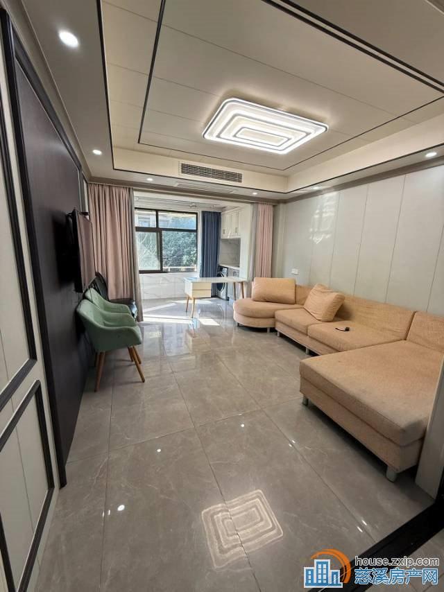 星光家园 精装电梯洋房 带地暖保养好