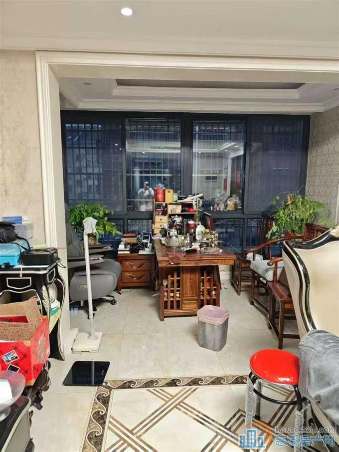 急售康桥家园3楼三室+车位储藏间精装直接