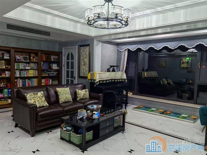 祥生祥园140平东边套豪装带机械车位