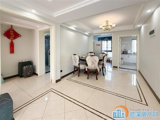 金仕华庭 一梯一户 精装 送车位