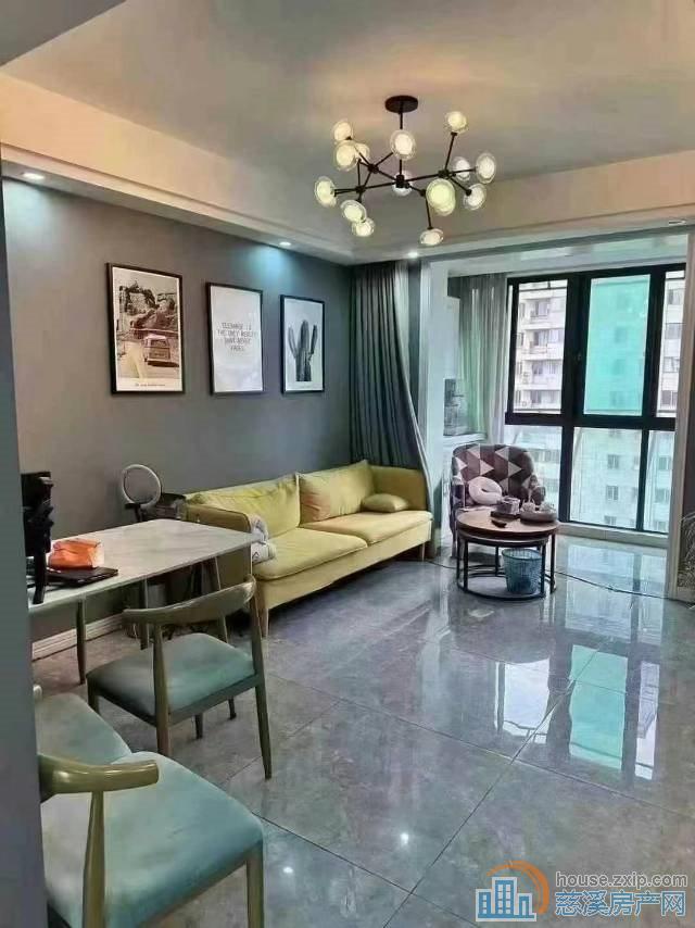 人和家园精装67.5平架空层一间