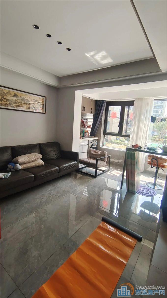 实验 誉林府 95平 精装修205万