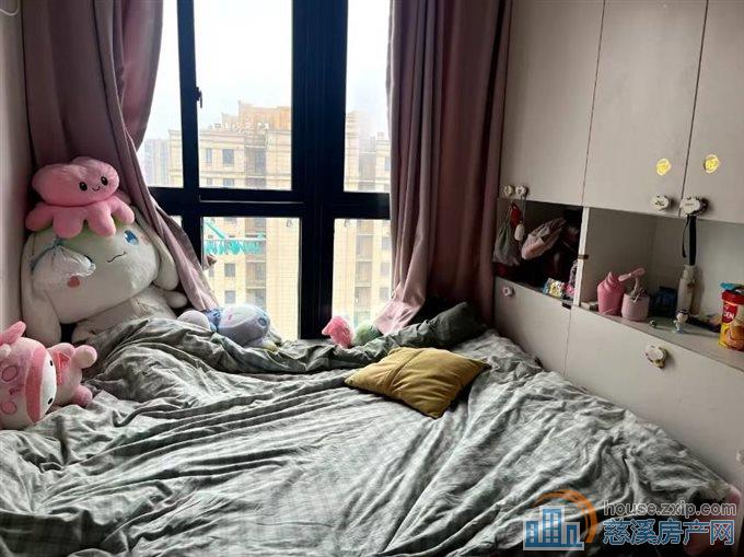 新潮塘68平精装楼层佳东边套100万