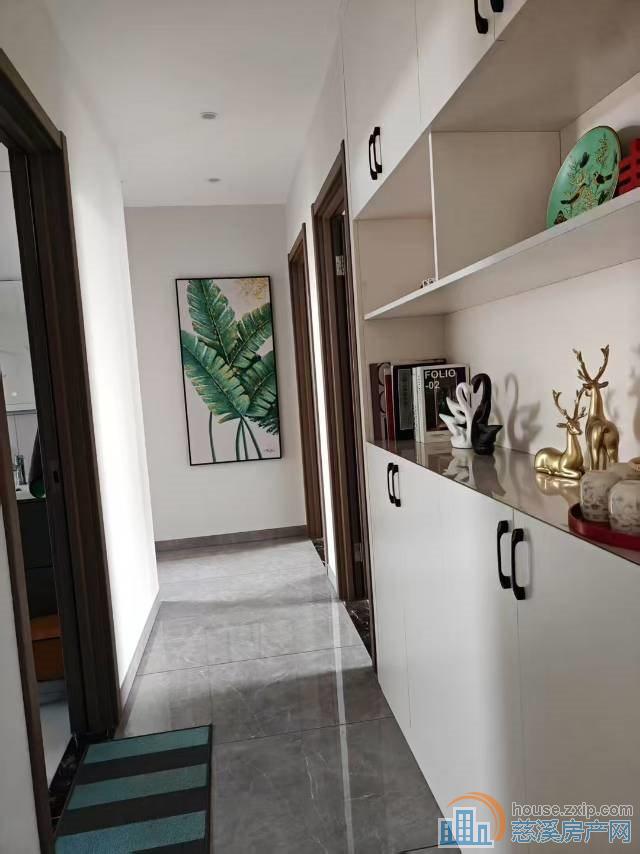 阳光城二期婚装143平方