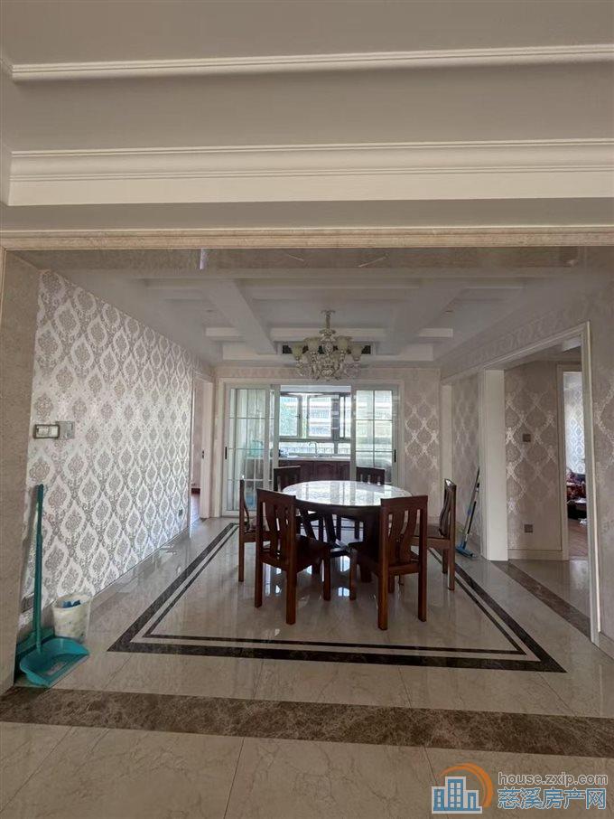 太子湾160平方朝南三间直接