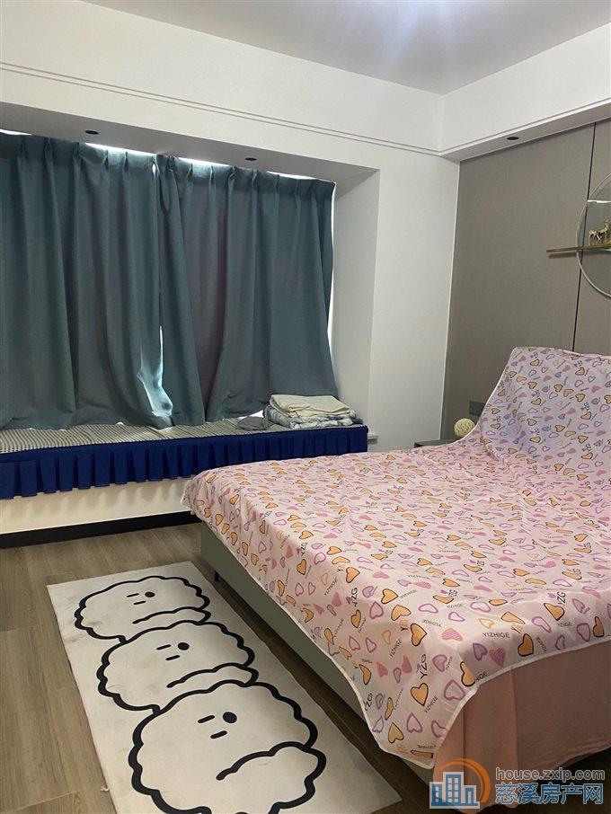 红星天铂佳苑 精装电梯洋房 满2年 