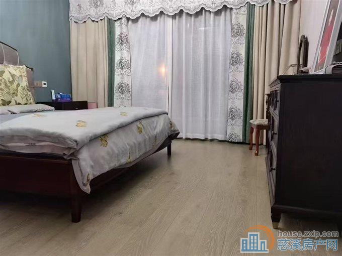 祥生祥园140平东边套豪装带机械车位