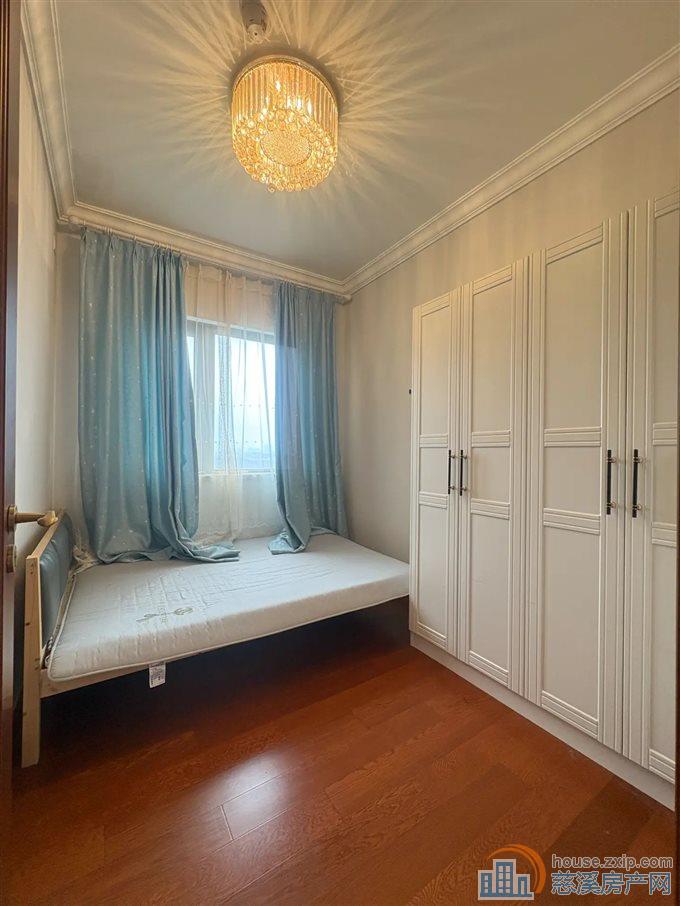 恒大河悦府92平75万三居室精装修