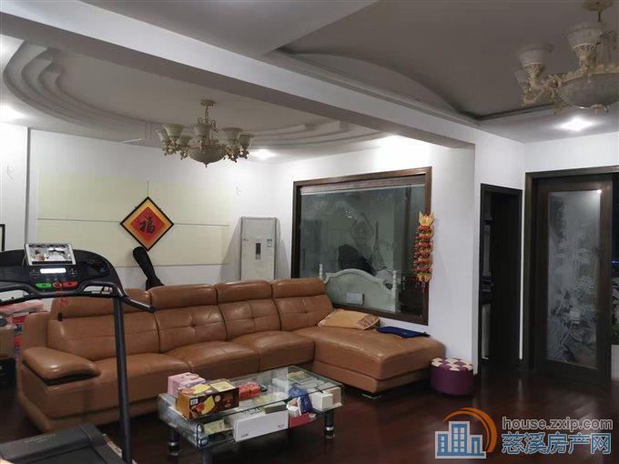 实验上林可读中安大厦2楼143平带车库