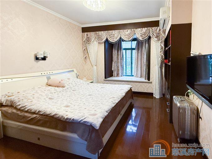 东方明珠城 精装洋房 送车位杂物间