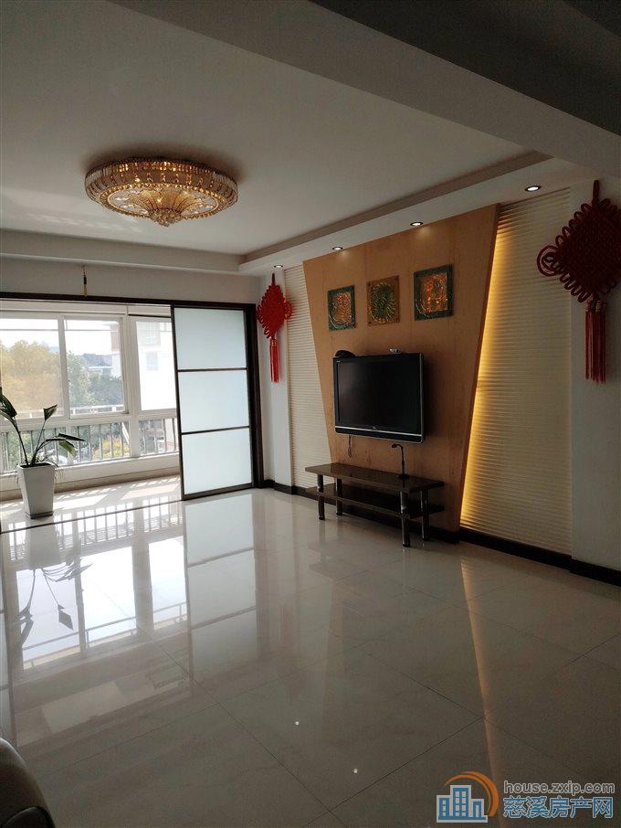 大通花园二期 197平218万朝南大车库