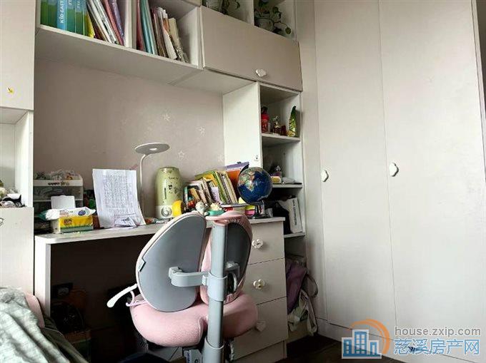 新潮塘68平精装楼层佳东边套100万