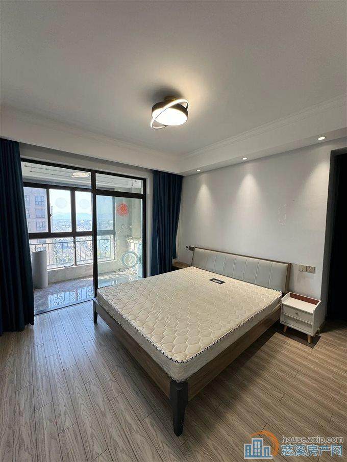 元亨雅园 精装127平方225万带车位