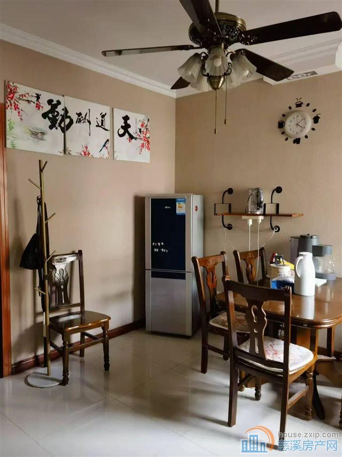 三小上林 三北市场小区64平精装