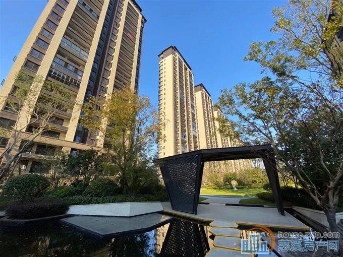 特价：阳光城翡丽湾 120平东边套