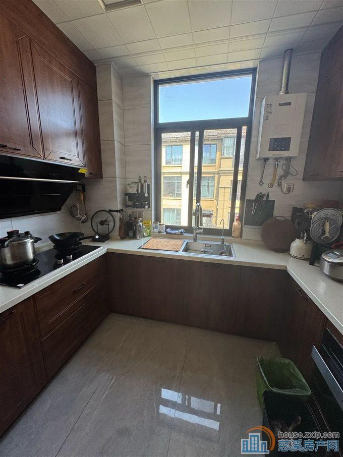 中梁泊景庭上叠298万精装带车位