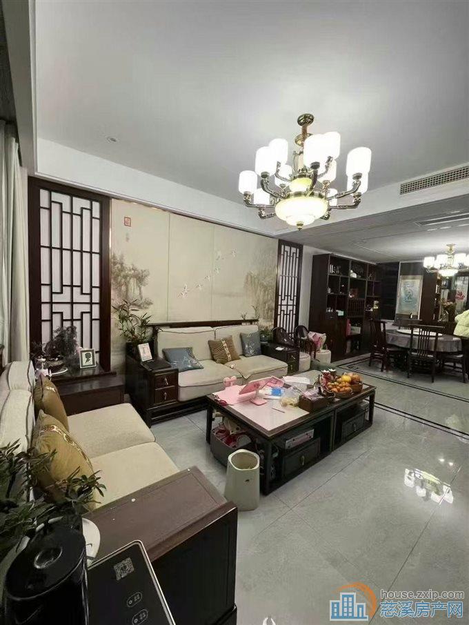 中梁泊景庭上叠4室3卫精装车位储藏间