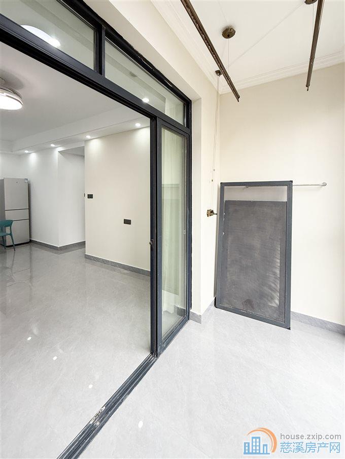 明月佳苑90平116.8万带车位杂物间