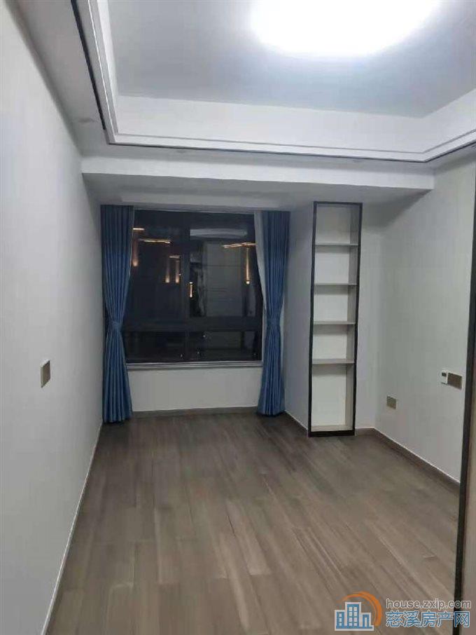 悦华府140平精装满五唯一256万