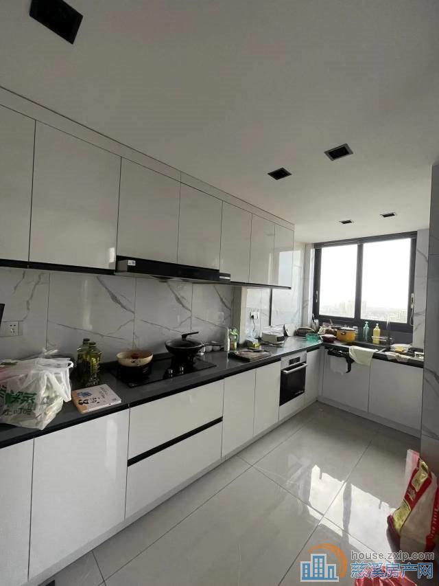 复地御溪雅苑二期138平185万豪装拎包