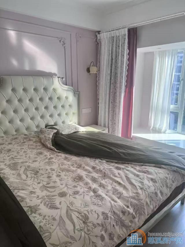 月桂府106平三房好楼层车位128万