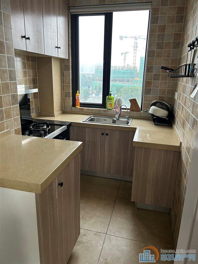 盛泰嘉苑欢乐颂107平精装修156万直接