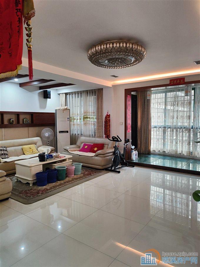 新浦名门庄园 精装修保养好 带车库