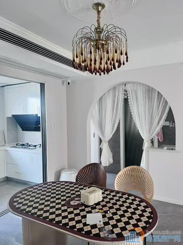 月桂府106平三房好楼层车位128万