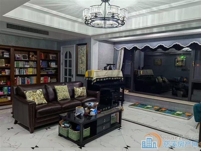 祥生祥园140平东边套精装车位另算