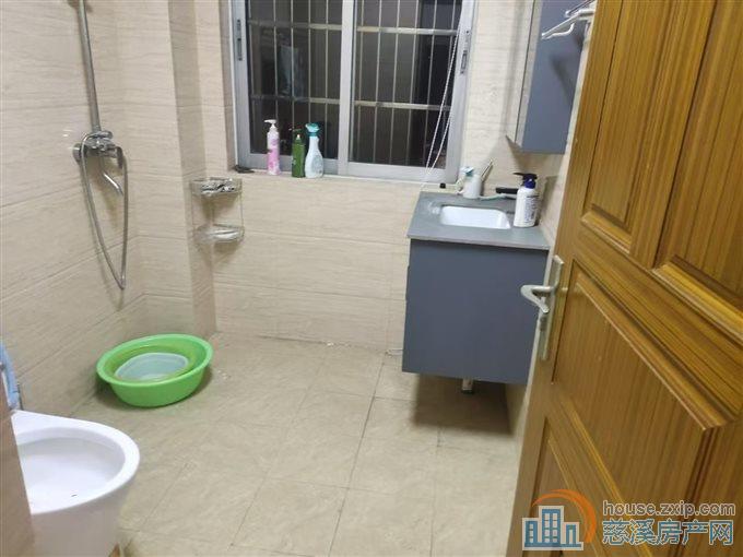 出租园丁新村4楼2室独家委托