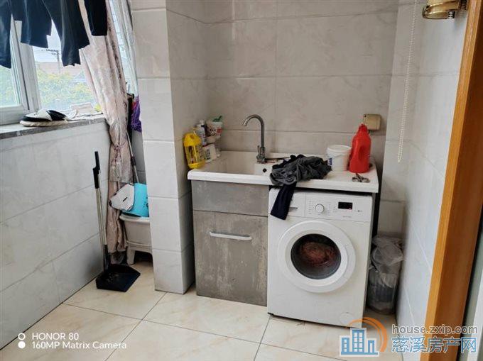 售六甲花园好楼层120平精装修59.8万