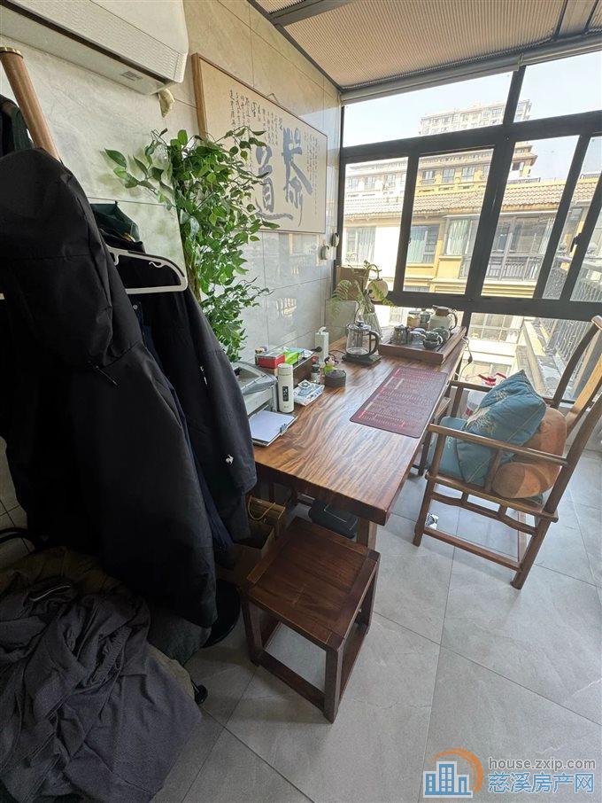 中梁泊景庭上叠298万精装带车位